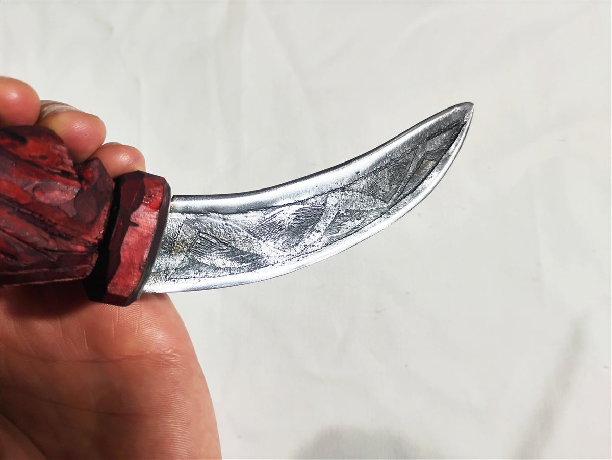 Custom Electro-Etched Knife with Carved Wooden Handle