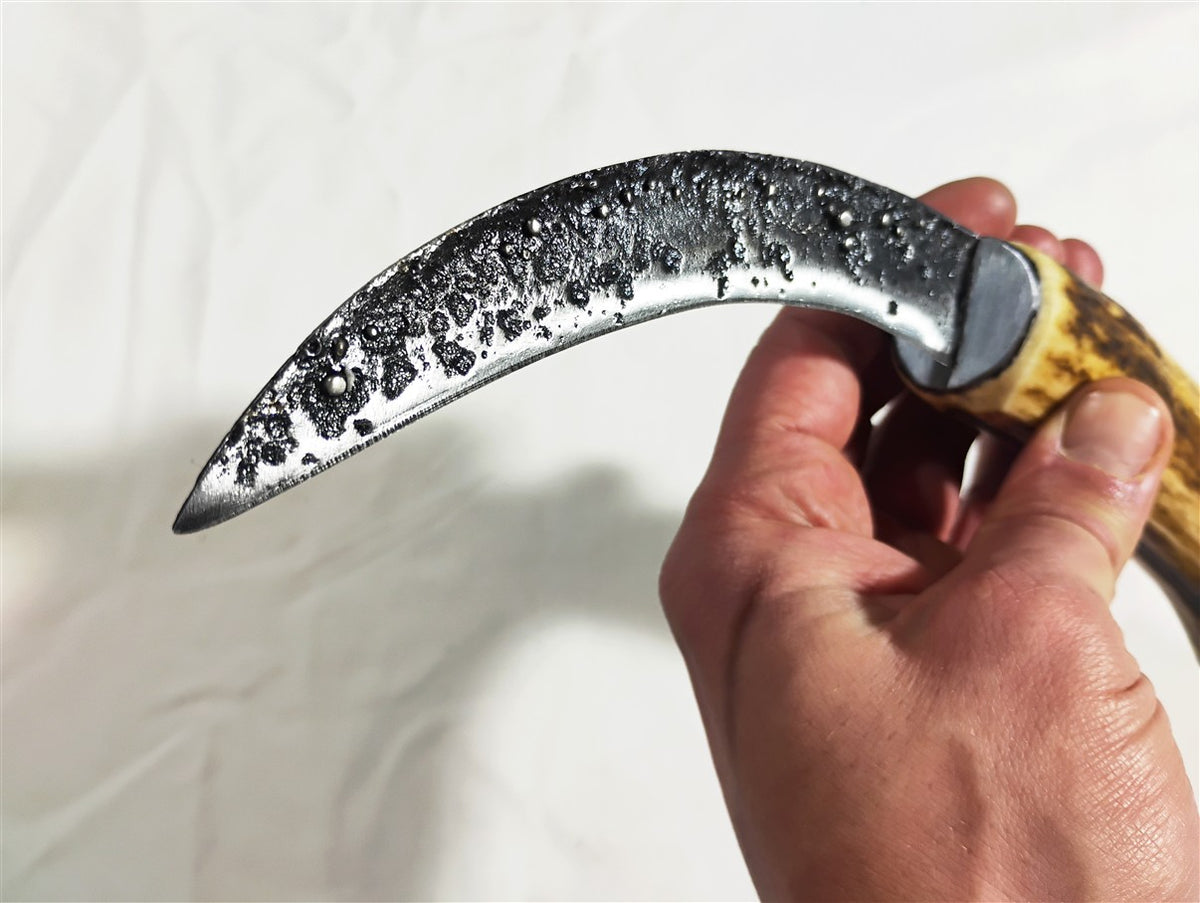 Custom Knife with Moon-Effect Artistic Welding &amp; Deer Antler Handle