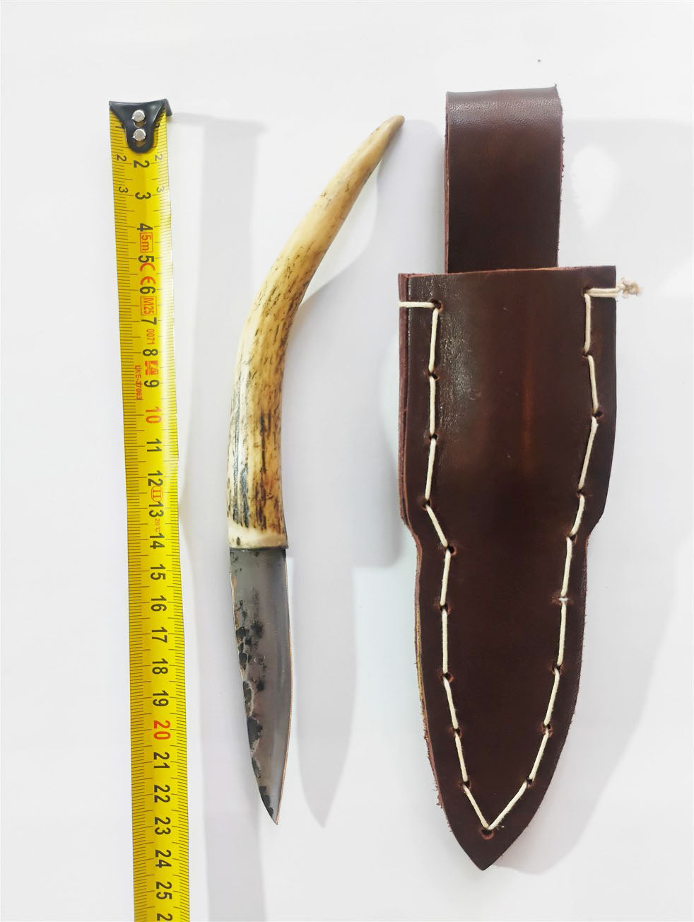 nozCustom Forged Knife with Deer Antler Handle & Leather Sheath